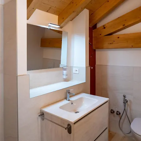 Casa Quadrifoglio - Ticino * Интра